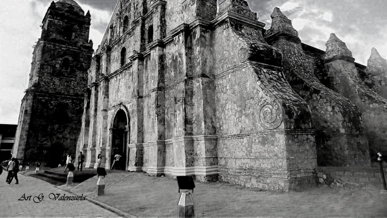 The Old Baroque Churches of Ilocandia in black and white
