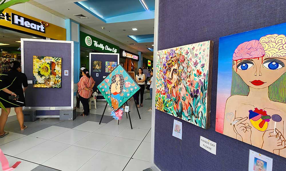 WOMEN’S EXHIBIT