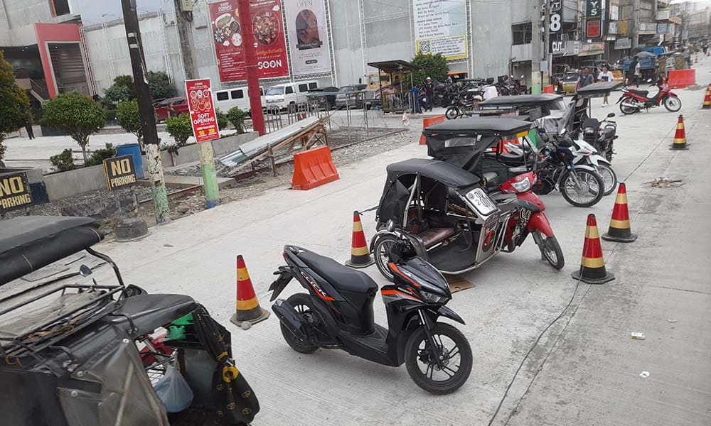 ‘PAY PARKING’ ON ELEVATED ROAD