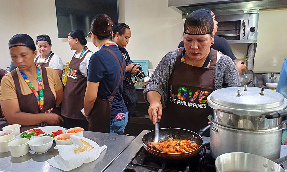 OFWs’ COOKING DEMO