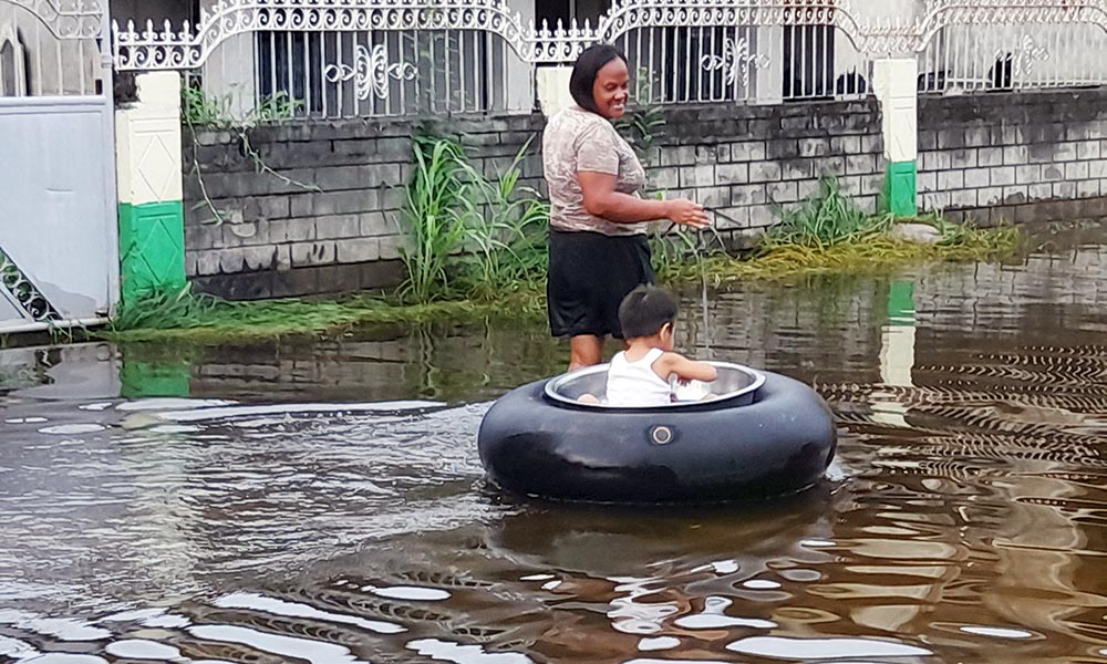 CHILD’S TUB-RIDE